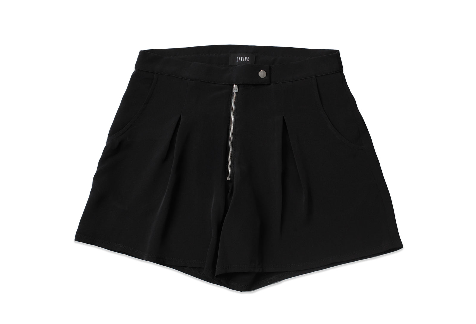 SILK PLEATED SHORTS